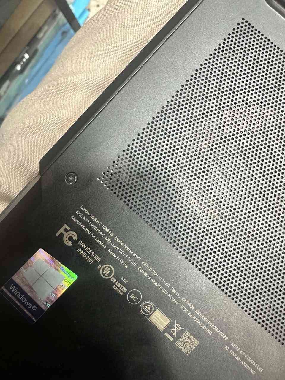 متوفر لابتوب كيمنك للبيع
متوفر توصيل لكل العراق 

Lenovo legion 7 

I7 10750H 
Ram 16 
Nvme 1Tera 
Rtx 2070Super 8gb 

السعر 950 الف


**إذا كنت صاحب هذا الإعلان وتريد حذفه لأي سبب، رجاءا أرسل رسالة إلى الدعم الفني**