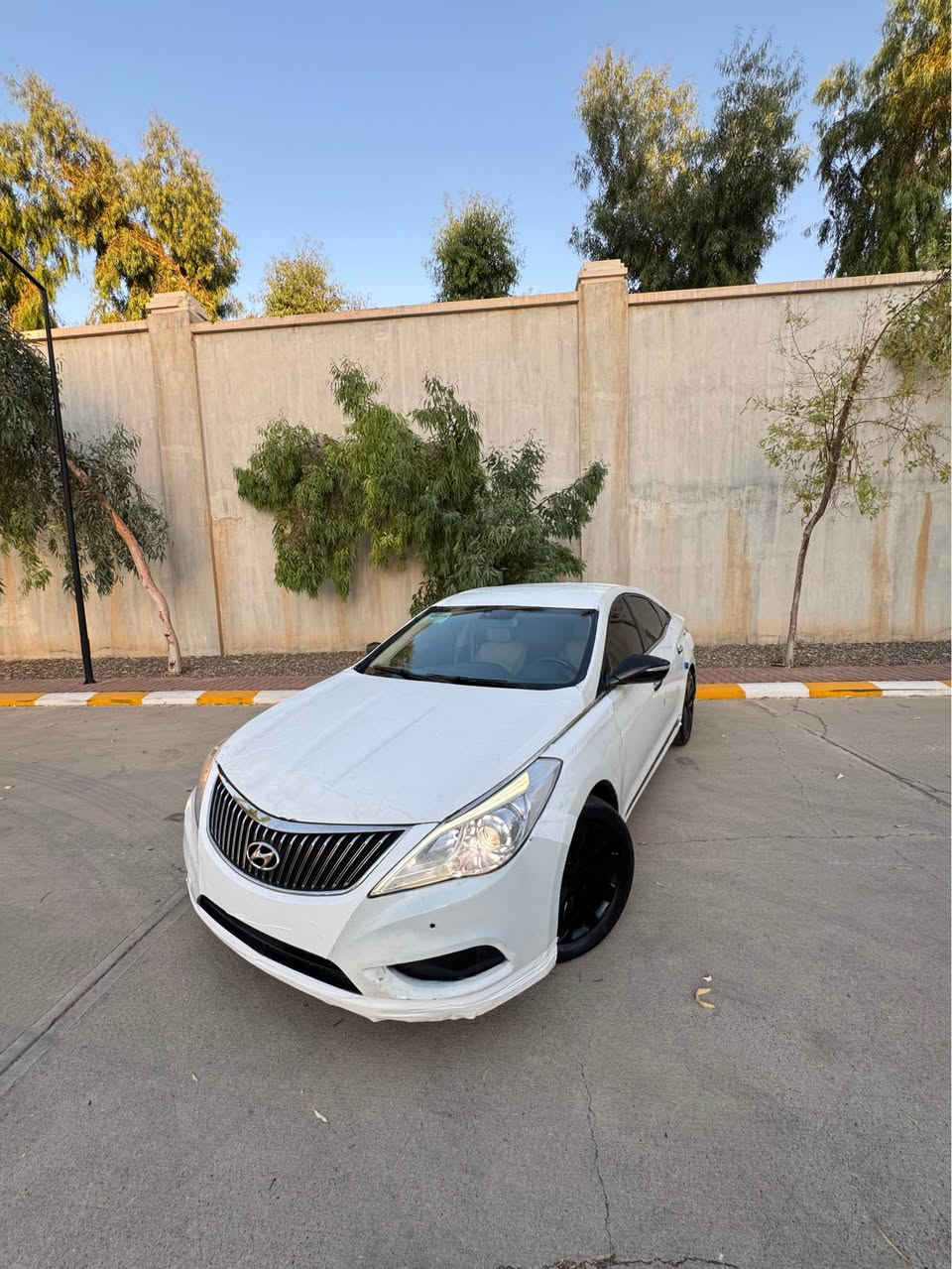 Honda Azira 
بێ رەقەم دوبەی بدون رقم دبی
مۆدیل ٢٠١٣
ساغ ساغ بێ موس بێ براوە 
دەبڵ گێر تۆماتیک عادی سپۆرت 
تەبرید سارد گەرم 
ناو خەنەی کوشن نیو جلد 
٣ پەردە بیلاد 
ڤۆلیۆم تحدید سرعە سیستم سیری 
سەیارەیەکی پاک و جوانە وەک بۆیاخ بۆیاخ عامە مەعجونی هەیە بەس موس و براوە بەشەرت 
گێر و مەکینە و کارەبایەتی هەموی مەزبوتە 
نرخی ٥٢ وەرەقەیە و کەمێک مامەڵەی تێدایە گۆرینەوەش دەکەم بە شتێک بە دڵم بێ 
ناونیشان هەولێر 
ژم*********** أربيل, العراق
