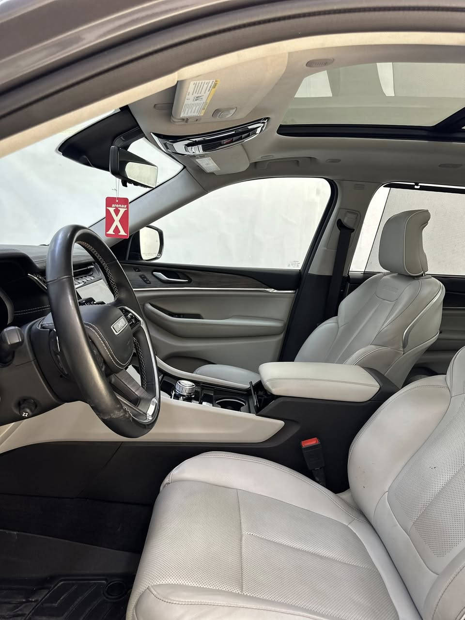 السلام عليكم 2021فول مواصفات اوفر لاين حادث بنيد وجاملغ بدون دواخل السعر 315ورقه وبيهه مجال او مراوس السياره بدون رقم العنوان بغداد المحموديه للاستفسار الاتصال على الرقم (***********)***********
