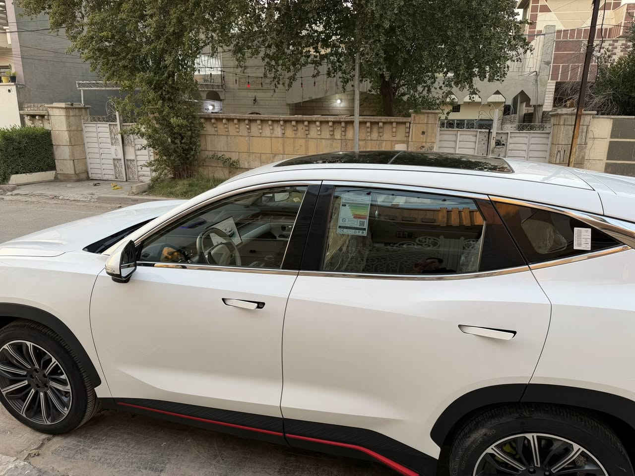 للبيع: جيتور داشنك 2025 - لاكجري فول مواصفات
سعة المحرك T 1.6
• الممشى 21.000 كم
• رقم السيارة: بغداد
• المواصفات: لاكجري كاملة، فول أوبشن
السيارة داخل الضمان وكالة هارلم
السعر 25,500.000
الموقع: بغداد - بلديات قرب تقاطع المرور
للتواصل: ‭+964 780 003 3362‬
