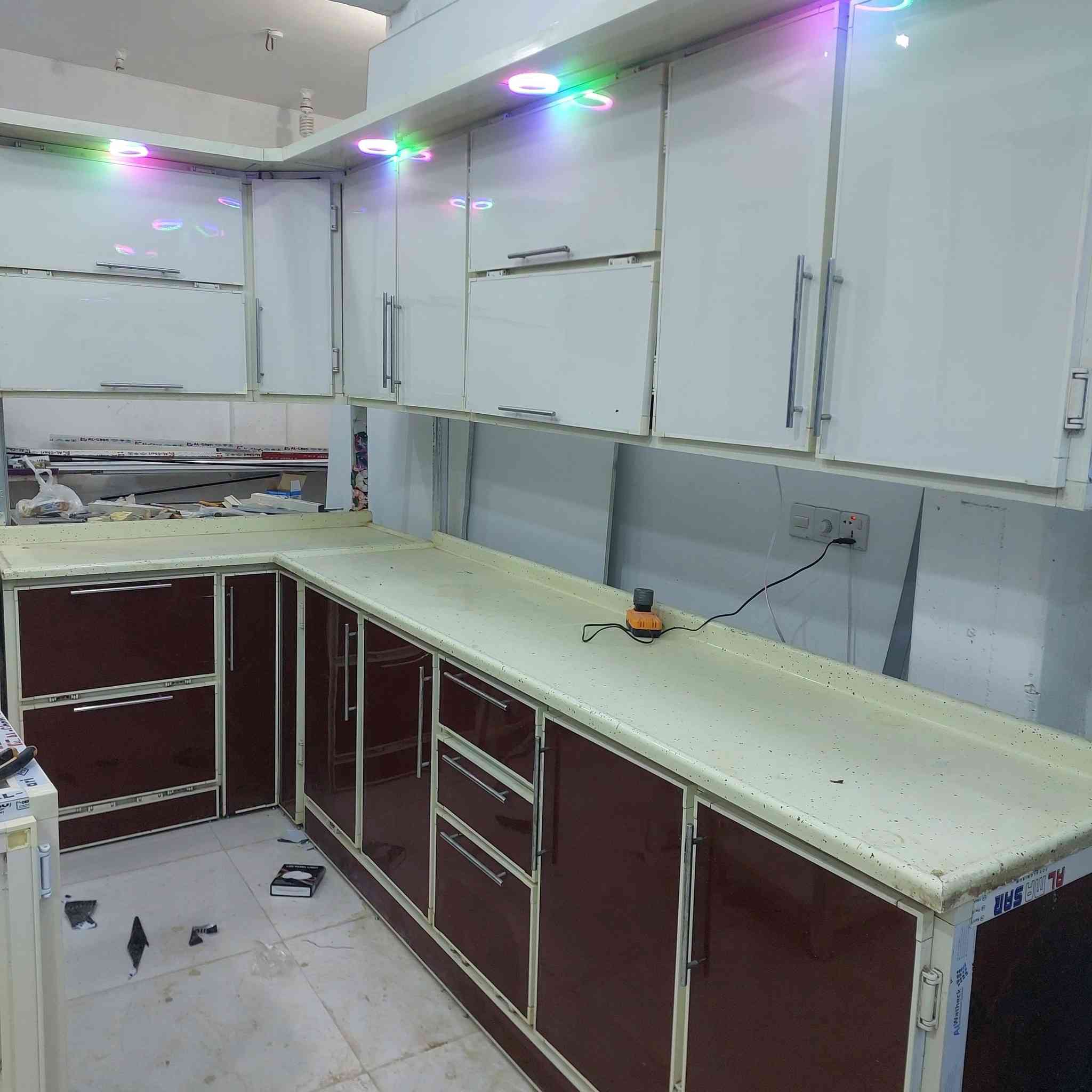 كاونتر تسكام مستعمل مبطن مرمر ٦امتار بالحمزه الشرقي حي الحسين ***********واتساب
