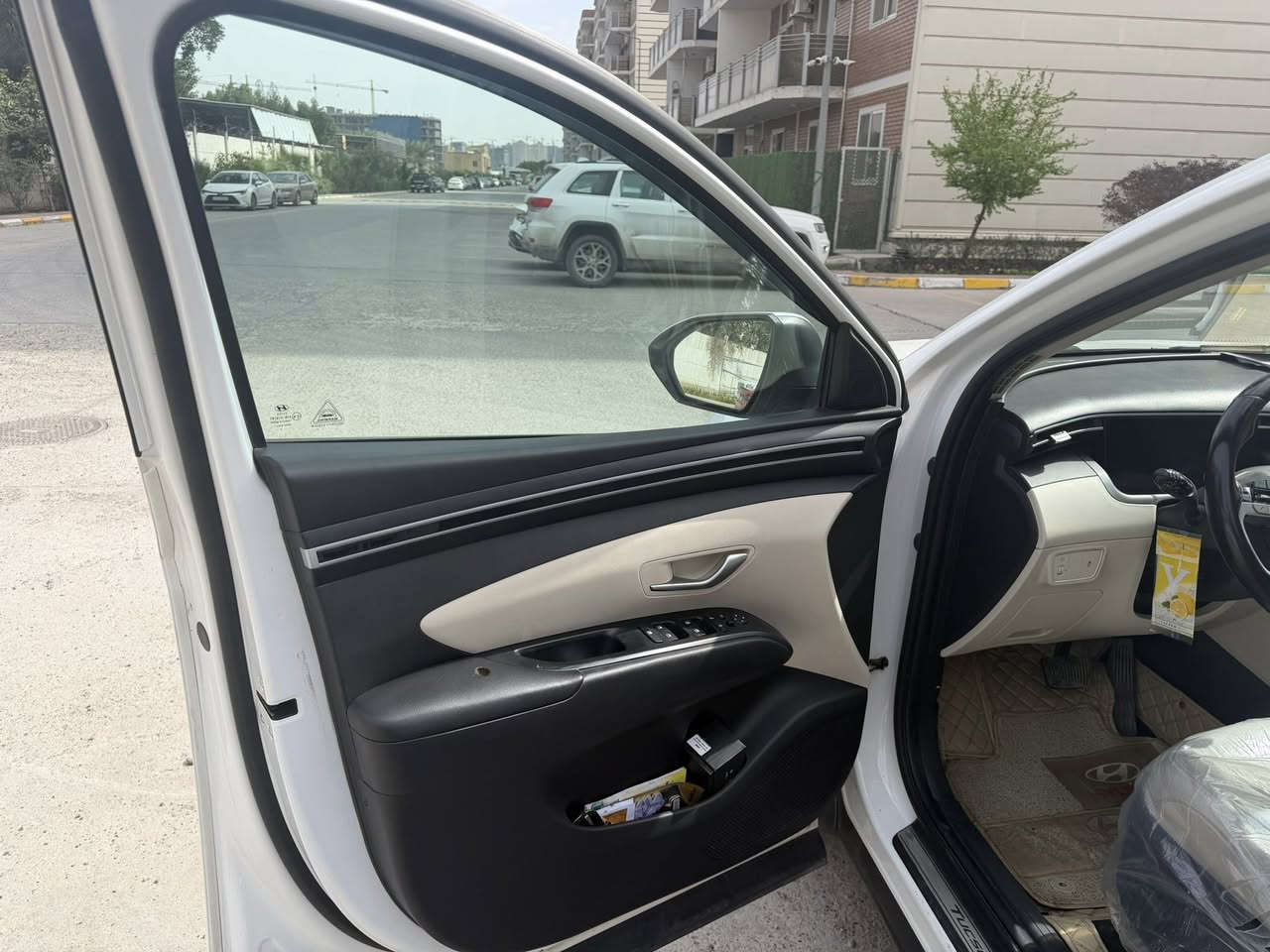 السلام عليكم توسان للبيع. مستعجل موديل 24
ماشية 61

بصمة 

حساس

شاشة كبيرة

تخم تاير 

رصعة بلباب 

ورصعة بلجاملغ الخلفي 

صبغ بلدعامية الامامية 

السعر 192

بغداد باسمي
***********
