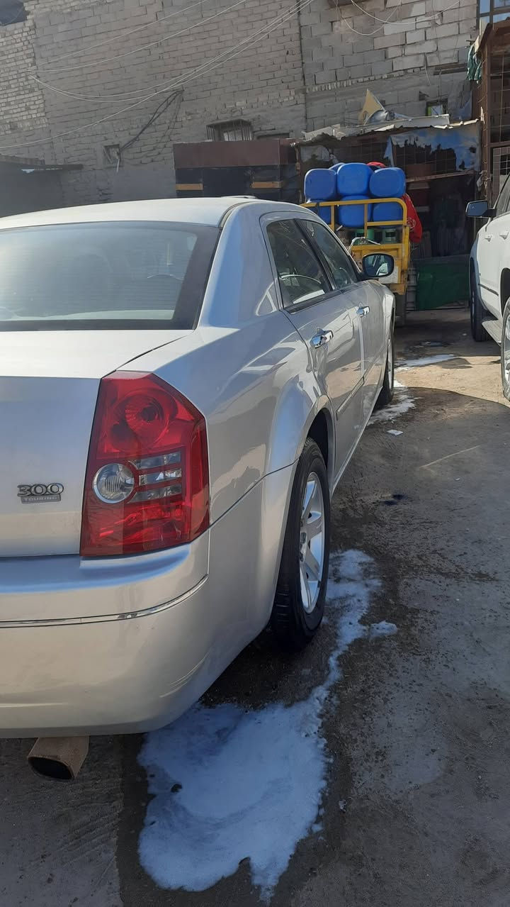 السلام عليكم اوباما ٢٠٠٧ للبيع مراوس سياره بسمي السعر ١٠٥ ***********
