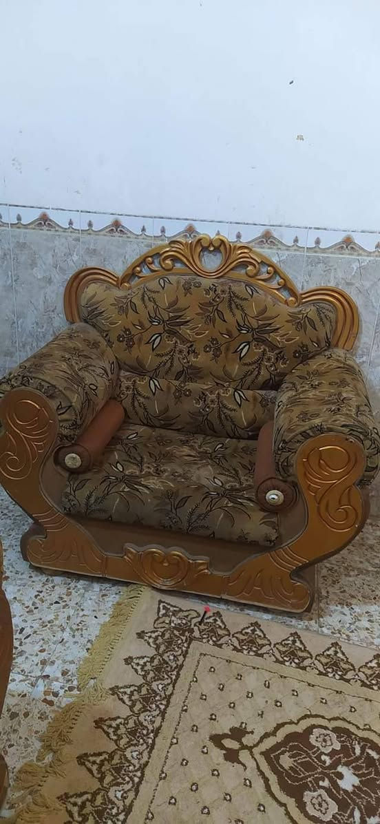 تخم ملكي نظيف جدا القماش قديفة ثقيل جدا مستعجل على البيع تم تخفيض السعر ب ٢٥٠ وبيه مجال


**إذا كنت صاحب هذا الإعلان وتريد حذفه لأي سبب، رجاءا أرسل رسالة إلى الدعم الفني**