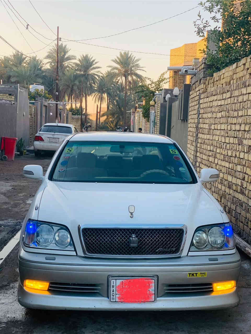 تويوتا كراون ملكة 
المواصفات
4 دكم كرستال فول عدا الفتحة
مكينه ديفور الجبير شاصي 175
تبريد خلفي
ثلاجه
ويل نجمه 
مري شفط+ هيتر بلاد
ستيرن كهرباء
4 كشنات كهرباء
برده خلفية
مانع انزلاق
داخل بيجي وصاج ملكي
دمام خلفي
مثبت سرعة
حداديه جديده
باتري جديد
تخم تايرات جدد
سبير ما نازل
تحويره النجف فوك وجوه
كفاله من كص ونقل جثه وضربه القويه
رقم كركوك مدفوع كمرك 
باقي بس فلوس الرقم وتحول ب اسمك
السعر 125 وبيهة مجال بسيط 
رجاء المو شراي ليكسر بيه 
للتواصل 
‭0783 130 0334‬
