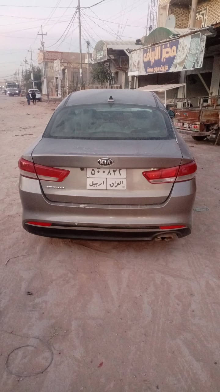 السلام عليكم كيه ابوبتمه مديل ١٧ امريكي صبغ عام سعر ١٠٥ مكانه نجف ***********
ملاحظه . ترهم مراوس بكيه حمل فقط
