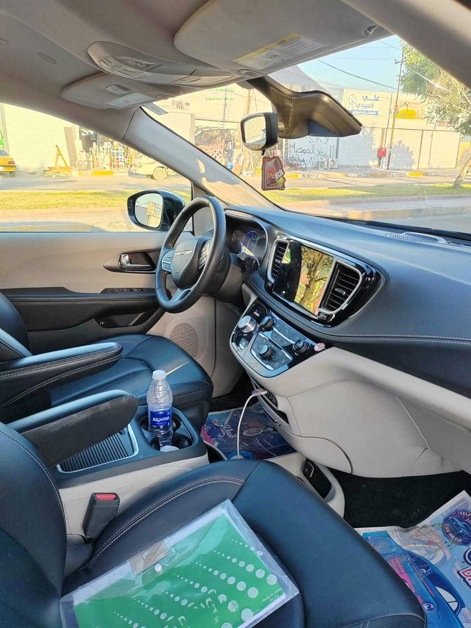 السلام عليكم 
احبتي سياره للبيع باسيفيكا هايبرد 2024 – ماشية 20 ألف كم
وارد أمريكي
حادث بسيط بدون شاصي ولا إيربك وبيها جاملغ صبغ بس 
سيارة عائلية واقتصادية
السعر 23 الف دولار مجال بسيط
السيارة جديدة
***********
