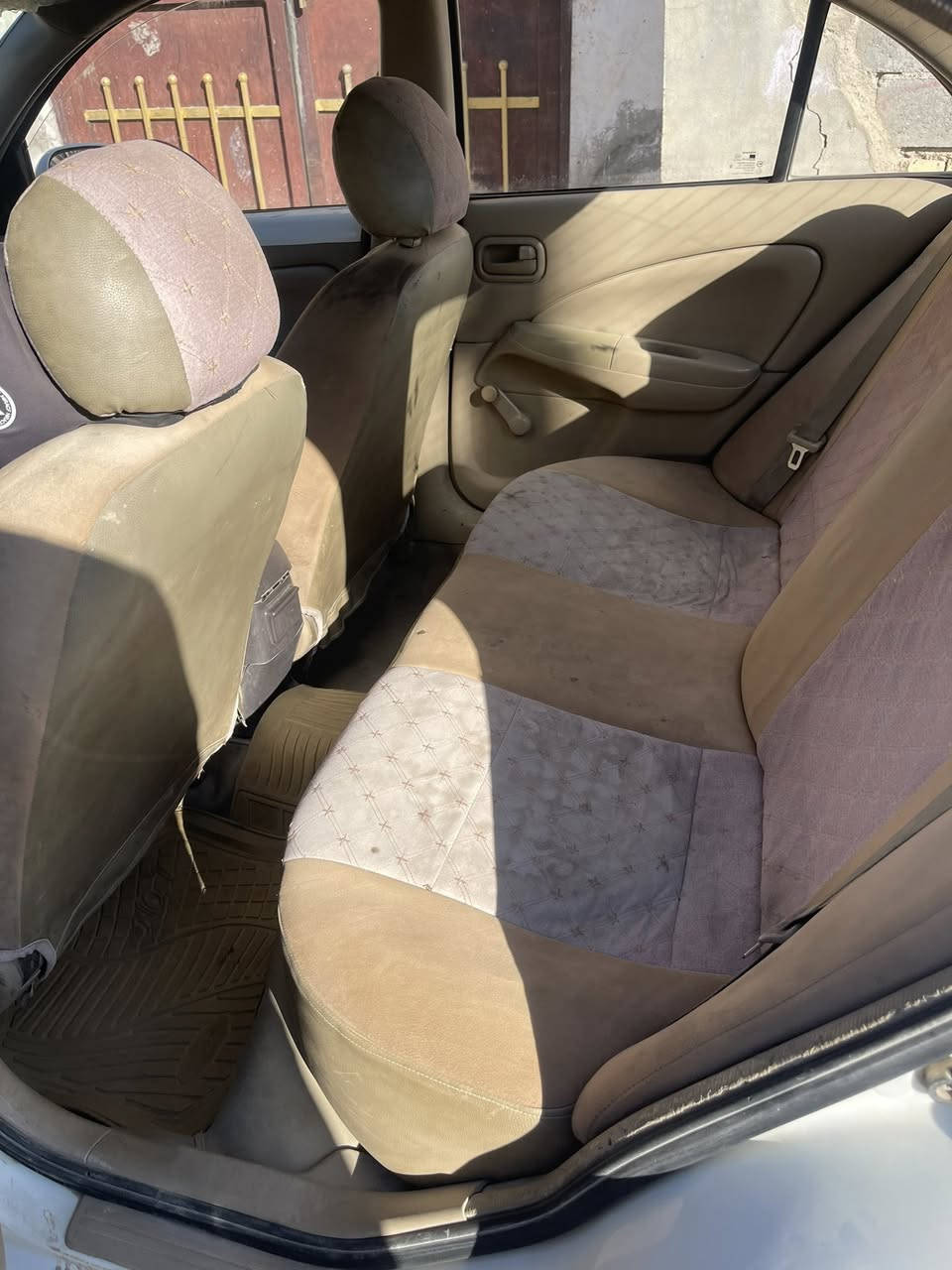 نيسان سني 2009للبيع الضرر جاملغ امامي ونص الباب كير ومحرك ما مفتوحات صدر جديد وتخم تاير جديد السعر 90وبيها مجال ***********
