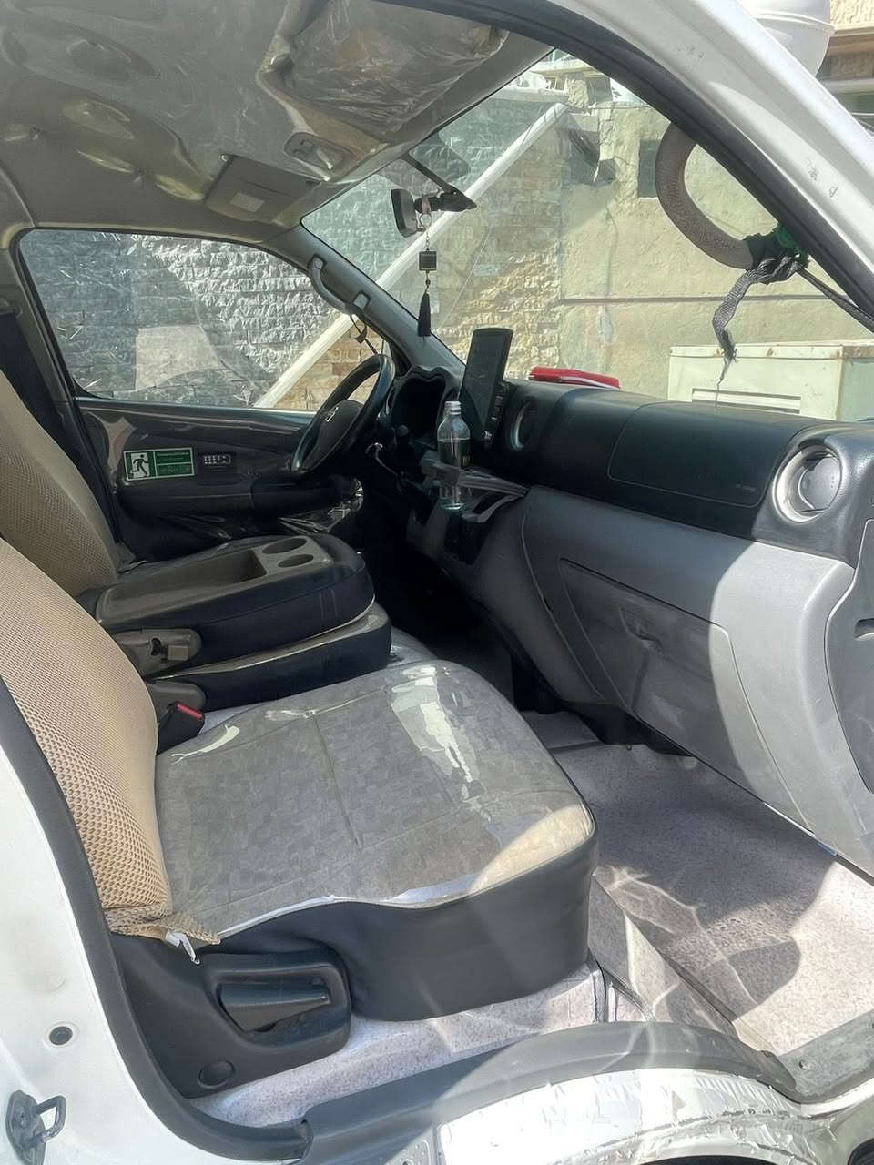 السلام عليكم نيسان اورفان 2019 السياره كفاله ماعدا بارد بلبجم شبرين سياره جاهزه تخم تاير درع شاشه دوشمه عام جديده قبل شهر شاشه سياره جاهزه السعر 235 وبيها مجال ***********
