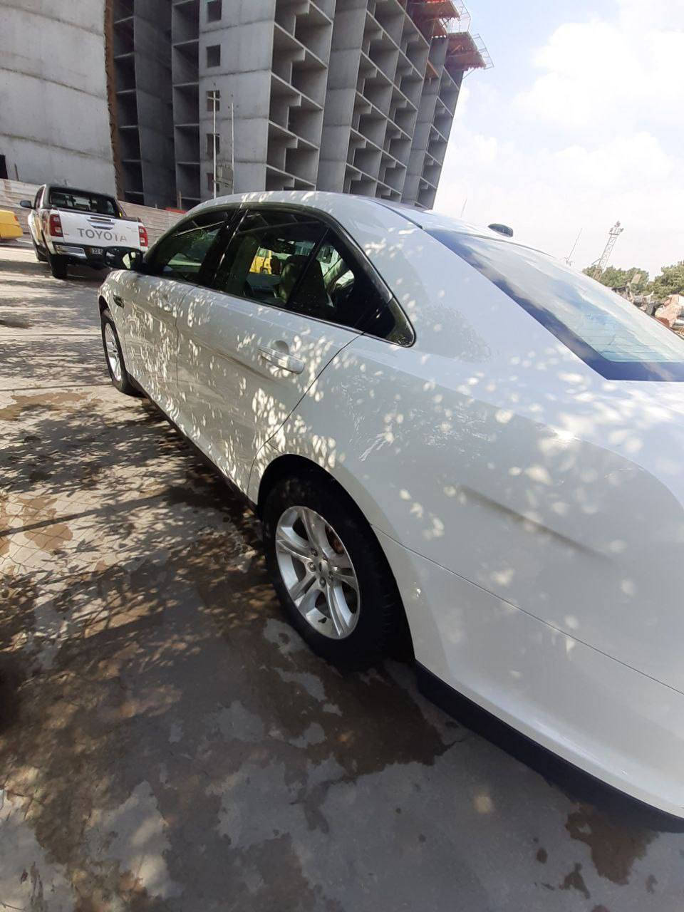 للبيع فورد تورس 2012وارد امريكي حادثهه باب خلفي كير ومحرك مكفول تخم تاير بطارية جديد تبريد ثلج صدر خلفي وامامي جديد سيارة جاهزة من كل النواحي رايدهه ب100وبي مجال للشراي للاستفسار***********مكاني بغداد الدورة
