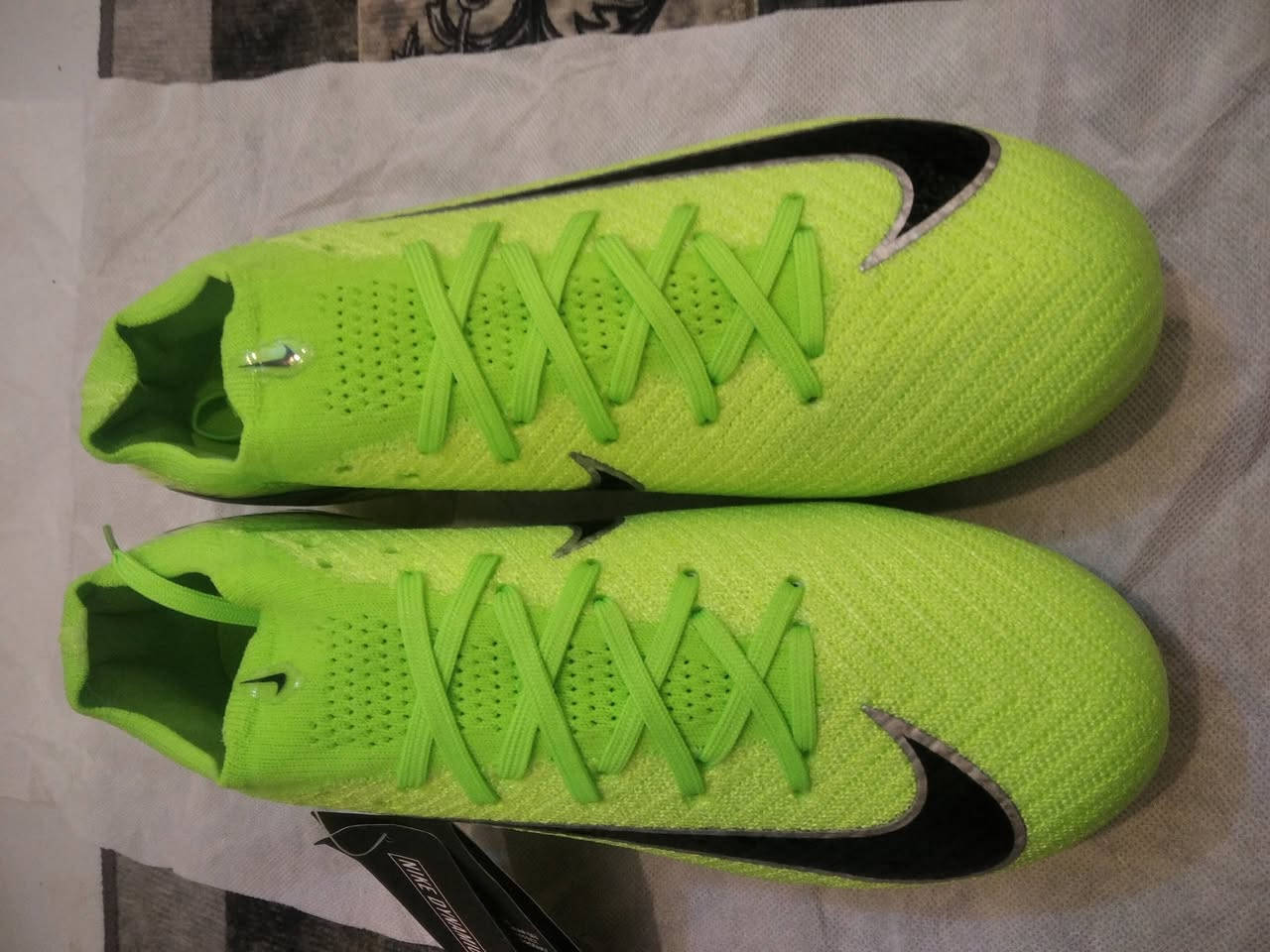 الأصــــــــــلي شرط
احذيه ســـتد ومحبب اصلي شرط فحص باركود فيتنامي وبــــوسني واندنوسي اذا مو اصلي تكدر ترجعه بيد المندوب
الاسعار والاحجام مختلفة 
القطعه التعجبك دزه صوره خاص يجيك سعر وقياس
*********** توصيل لجميع المحافظات
