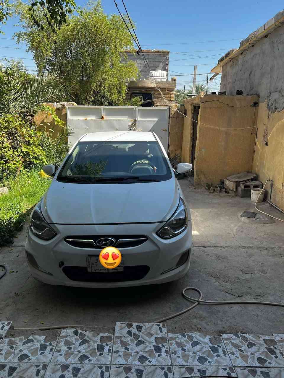 اكسنت خليجي موديل ١٣ ..كير ومحرك نضاف .محرك ١٦٠٠ دكشن عالي .اوتوماتيك.نقصها تبريد بي ليك سنويه ساقطه صار 8اشهر .رقم الماني بغداد بسمي .تحويل مباشر سعرها ٨٥ وبيها مجال .بيها قبق جنطه بي صبغ والدواسات وبيها طخطخات خفيفة  .مكانها ابي غريب *********** (واتساب)

