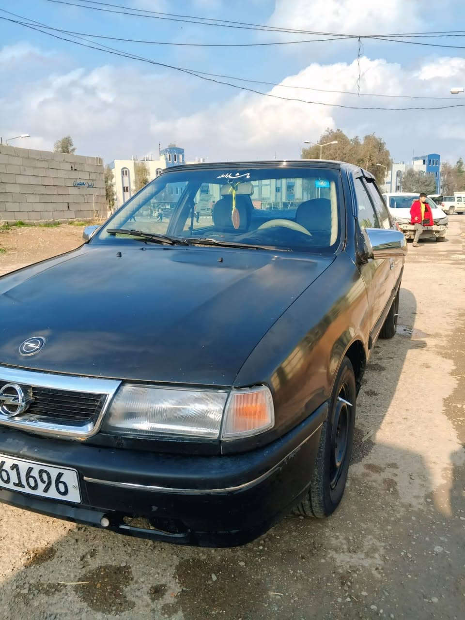 فكتره للبيع حجم 16 موديل 92 رقم دولي دفتر بانزين مصبوغه جماليه بدون ضرر السعر 36 وبي مجال قليل العنوان كركوك *********** رقم الهاتف
