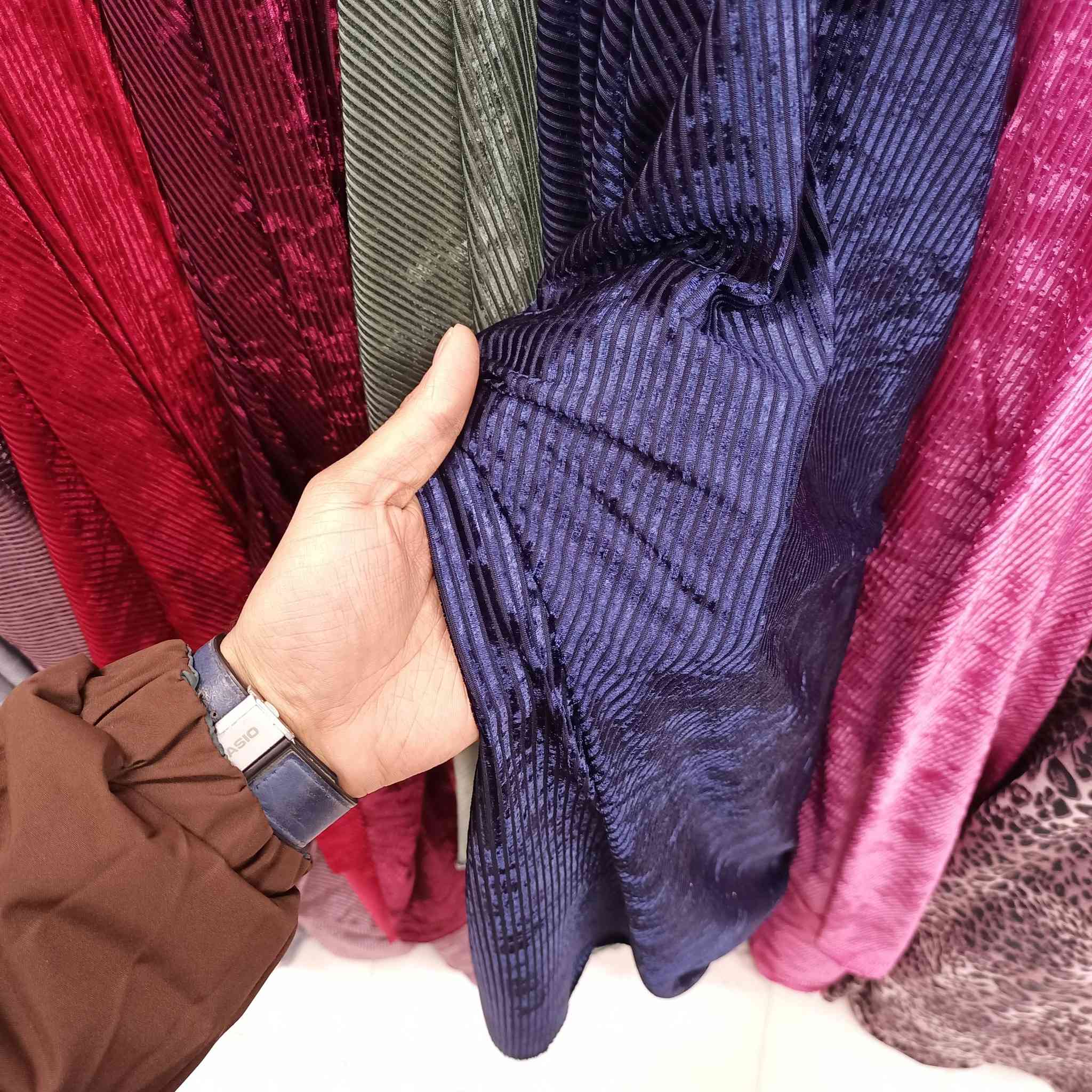 #برنوت #مقلم #الوان #سعر #القطعه 5000 #بلاش #متوفر #الفرع #الثاني #دغاره #مقابل #ازياء #علي #سلمان #كميه #قليل #باقي 
للحجز واتساب ***********
