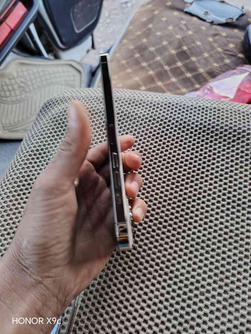 السلام عليكم ايفون 13 برو ماكس ذاكره 256 بطاريه 93 السعر 750 وبي مجال نظافه 90%  الجهاز جديد العنوان   الحله بابل الاتصال على الرقم ***********
