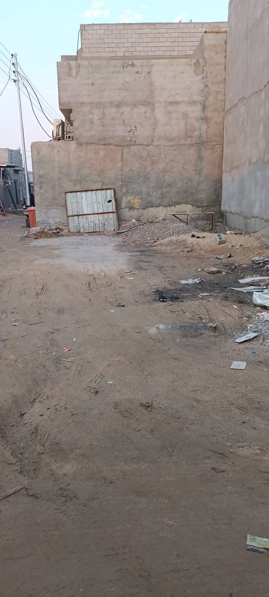 اسعد الله اوقاتكم بكل خير 😍
***********
#قطعة للبيع ركن🛣
#مساحه100متر
#نوع العقار وقف اصولي
#الموقع ابوالخصيب _يوسفان تبعد عن شارع ابو الخصيب 100متر
#السعر 26مليون بي مجال للشراي
#الاستفسار *********** ابو مهدي
