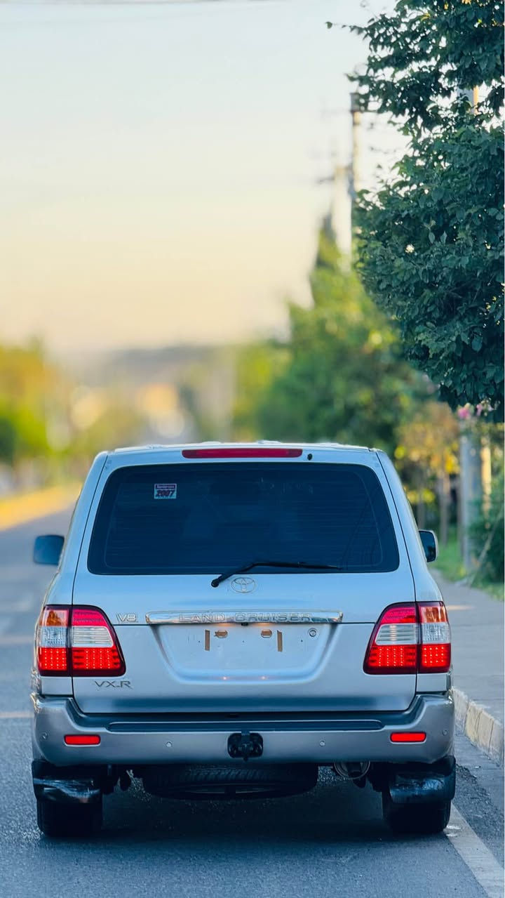 کوردی عربی 
سلام و علیکم  تویوتا لاندکروز ٢٠٠٧ مواسفات VXR ١٢٨,٠٠٠ کم حقیقی ماشیە
داخل بیجی و فورمیکا و جگ کوشنات جل و کهربائی شاشە کبیر فتحە و توماتیک ثلات مقعد تحکمات ستیرن ستیرن کهربایی تبرید مرکزی و قفل مرکزی و سلاجە الی اخر سیارە حتی یگول حلوە جدید جدید بل باکەت📦 سیارە بیە واحد شبر سبغ باقی مابی شی
گیر محرک اکسل کهربایی بشــــــــــرت حدادقت بشرت 
رقم سنویە جدید باسمی سعر٢٥٥ ورقەو بیە شویە مجال لتفاسیل کامل ***********__*********** مکان کویسنجاق 
سەرەتا بەناوی خوا 
تۆیۆتا لاندکرۆز مۆدیل ٢٠٠٧ مواسفات لیگزز VXRی فول فول کەوە فولتری نیە 
تۆماتیک سلایت ناوزەرد و فۆرمیکا و کوشن جلد و کارەبایی شاشە گەورە سێ ریز کوشن جەگ سەلاجە  و زۆر مواسفاتی تر سەیارەکە زۆر جوان و خاوێن و بێ کێشەیە ١٢٨هەزاری حقیقی ڕۆشتوە گیر و مەکینە و اکسلە بەشەرتە جگی بەشەرت ئیش دەکا تەنها یەک بست بویاخی لە سەر قەپقغ بەنزینی دواوە هەیە لەوە زیاتر هیچی پێوە نیە رەقەم و سەنەوی و ژینگە و ڕێگاو بانی تازەیەسعر٢٥٥گەلا بۆ زانیاری زیاتر پەیوەندی بکەن بە***********__*********** كويسينجاك, أربيل
