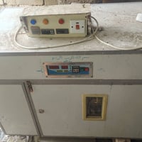 فقاسه للبيع جديده شغله اكتروني عل كهرباء تشيل 500 بيضه شراي خاص او اتص...