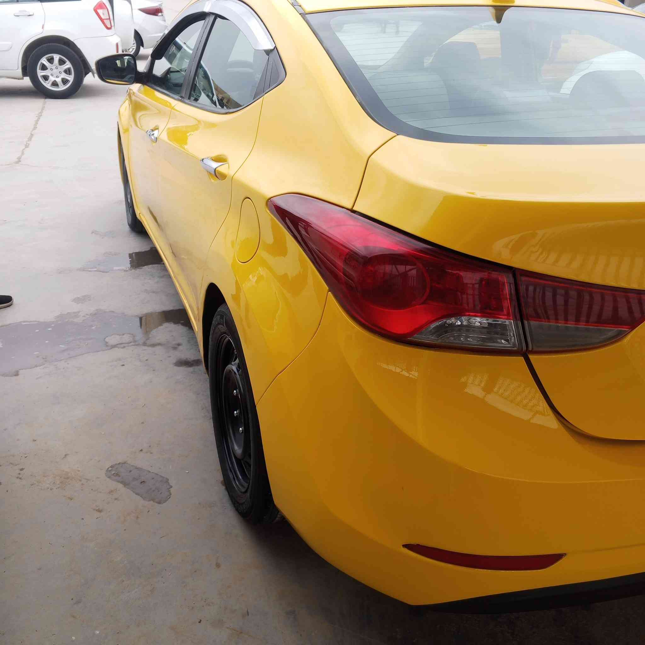 النترا رقم بغداد دولي موديل 2012امريكي ليبل واحد عدا البنيد حادث امريكا ربع الدوسه مال السايق مكينه 1800للتبخير ولا صرف تبريد تخم تاير حداديه غرفه مدوشمه صبغه جديده سياره جاهزه مكان السياره واسط مركز المدينة السعر 95ورقه اتصال***********
