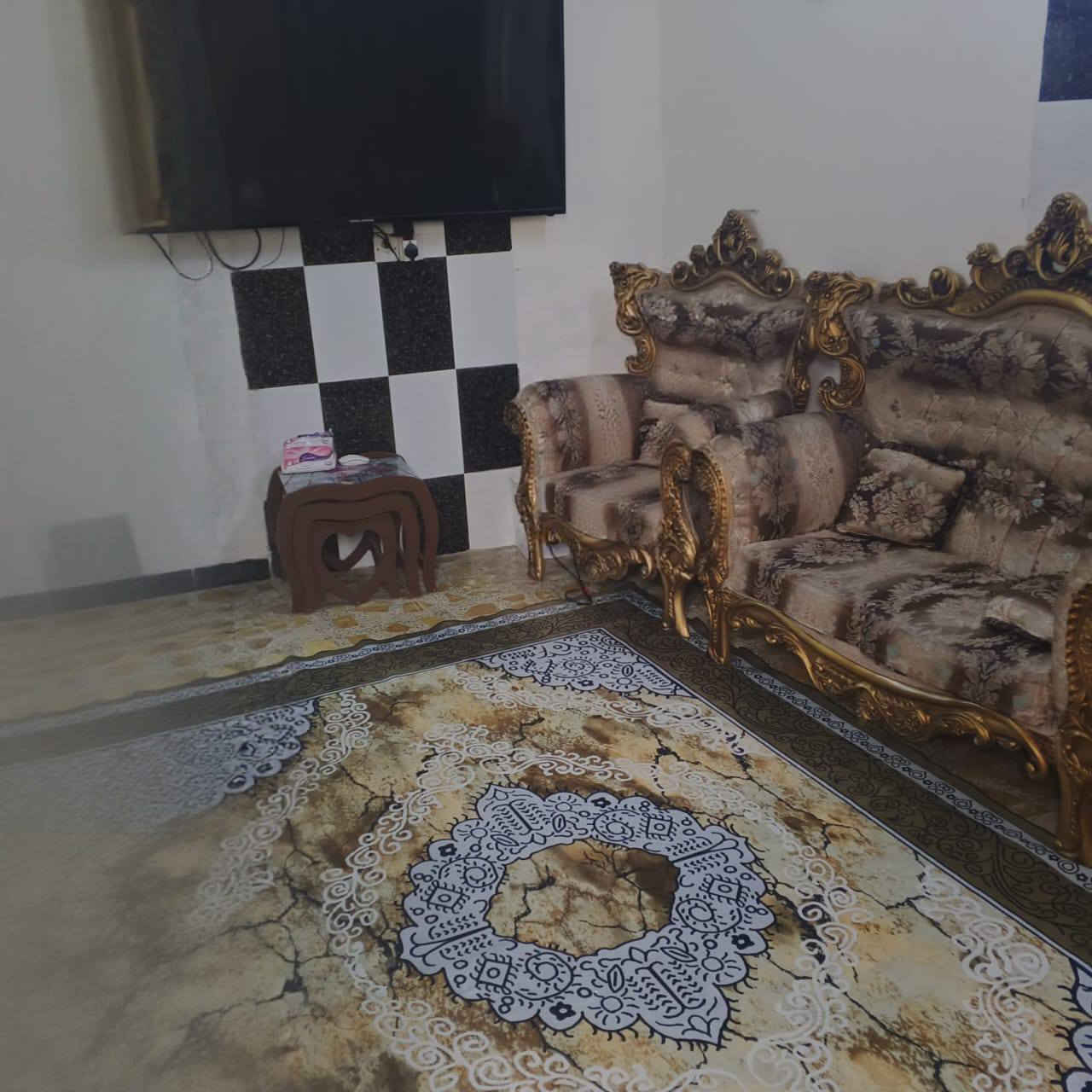 دار للبيع بيت 100متر طابق ونص  ابو دشير حليجه خط النفط جامع شريفه الشارع الثاني للسعر للاستفسار الاتصال ع الرقم ***********....***********
