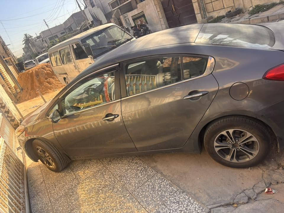 سيراتو 13 شكل 15 خليجي محوك 1600 دوش تبريد ثلج تخم تاير جديد صدر امامي جديد دسكات فلنجات كولشي موضح بل فديو *********** استفسار اكقر خابر سعر مناسب بسعر سايبه 79 وبيه مجال بصيط كولش
