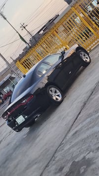 تشارجر SXT • مكفول • كندي