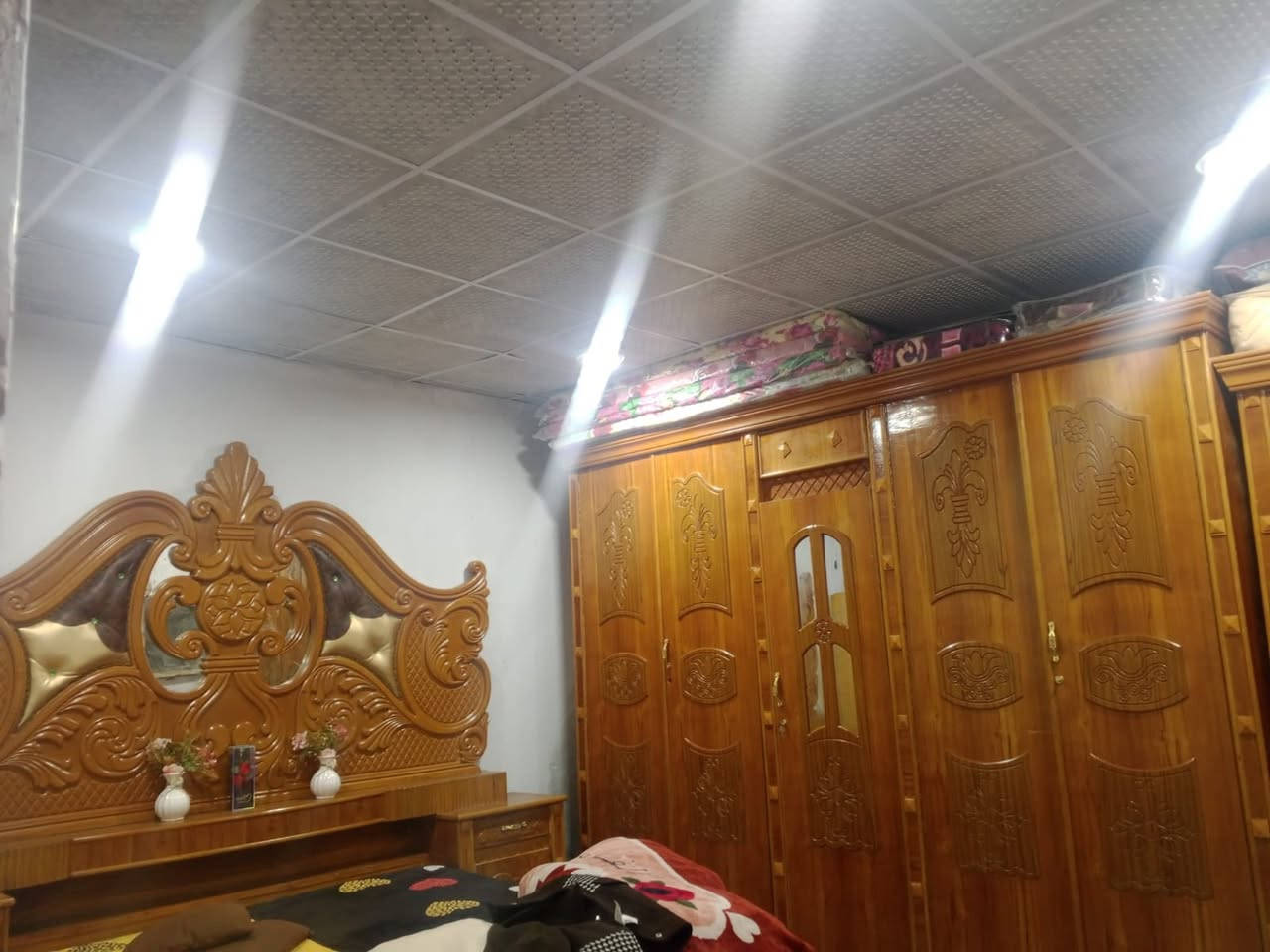 بيت للبيع عشوايات في القبله مرتب وعلا شارع بيت ام رتب ونضيف لطلب واستفسار نتصل***********
