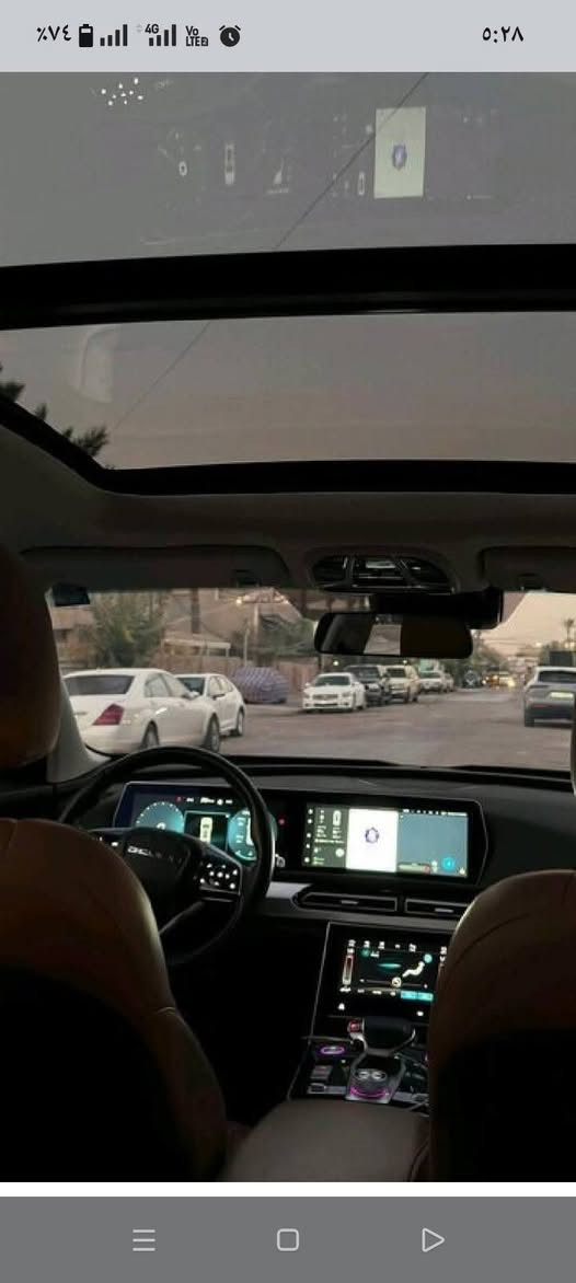 البيع سيارة بيك X7رقم بغداد لون رصاصي 2025سعر 28 مليون مكان بغداد فول مواصفات واحد  على واحد توفق ذاتي تحدير مسار تشغيل سيارة ببصمة العين *********** ماشية 4000
