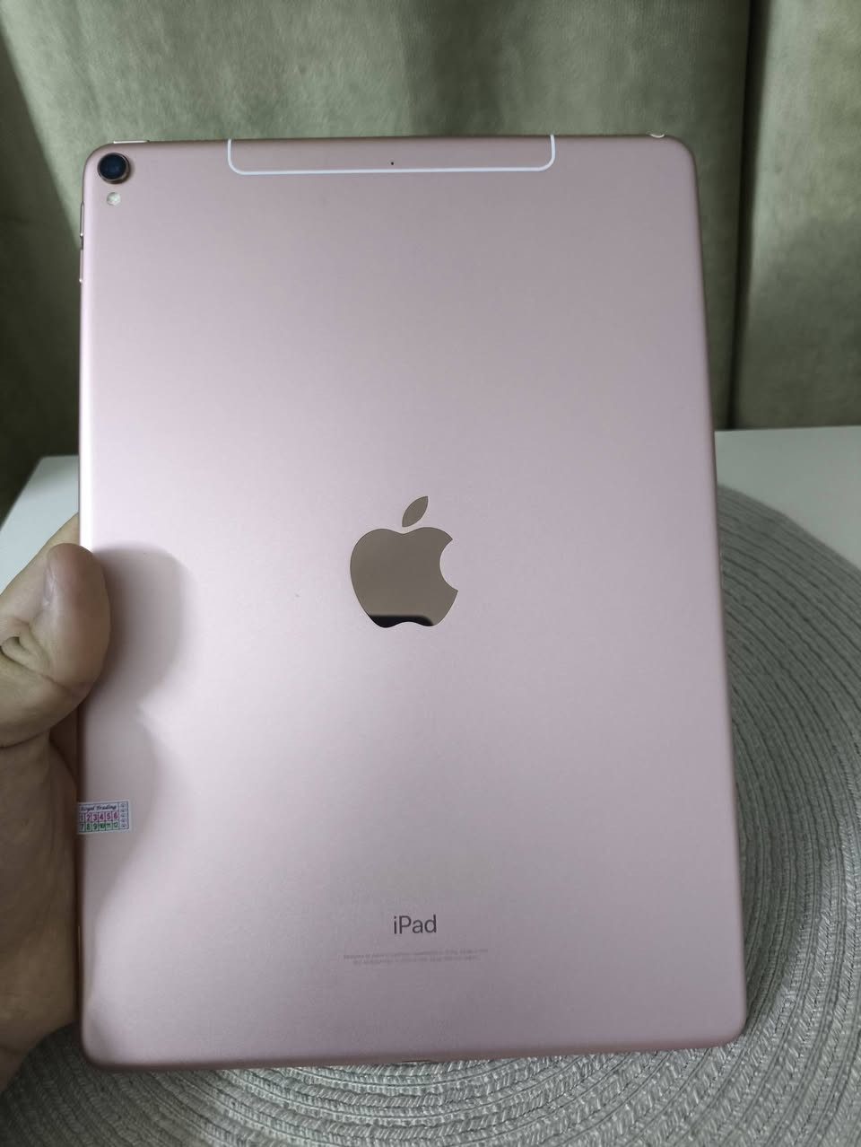 آيبــاد برو 10.5 إنـــج
ذاكرته ٢٥٦.    شخط مابي مكفوووول من كلشي
شاشة خرافية بحجم 10.5 إنج 
أداء سريع بمعالج A10X Fusion 
يشغلك الألعاب الثقيلة بدون لاگ 
ذاكرة 256 السعر 230 الف وبي مجال


**إذا كنت صاحب هذا الإعلان وتريد حذفه لأي سبب، رجاءا أرسل رسالة إلى الدعم الفني**