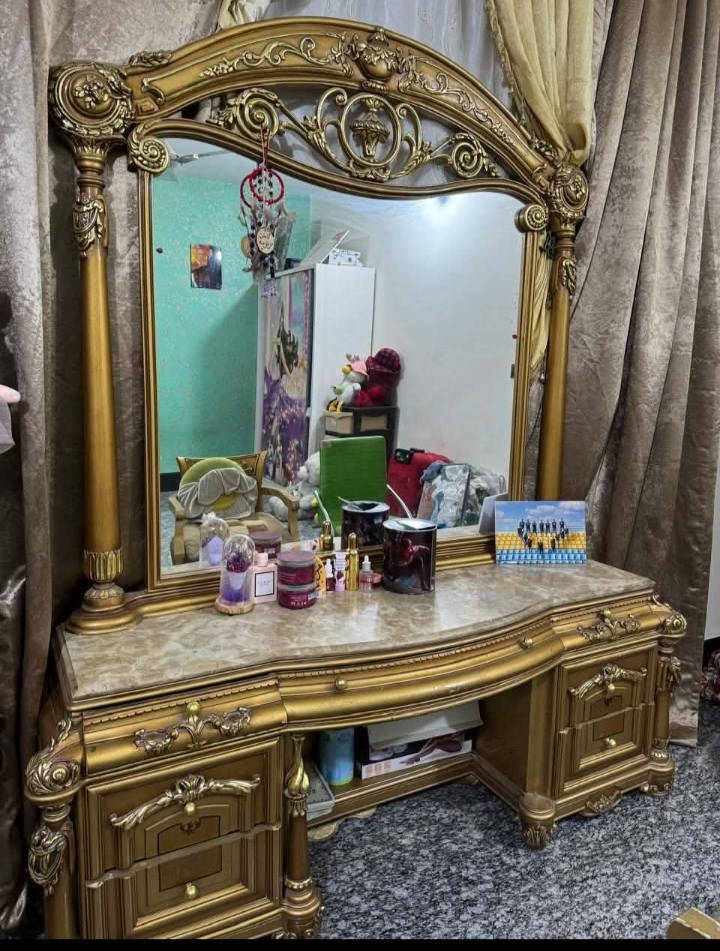 غرفة زان مصري كلشي مابيه الباب تشكل الميوزة من فوك مرمر اي عيب مابيه السعر مليون


**إذا كنت صاحب هذا الإعلان وتريد حذفه لأي سبب، رجاءا أرسل رسالة إلى الدعم الفني**