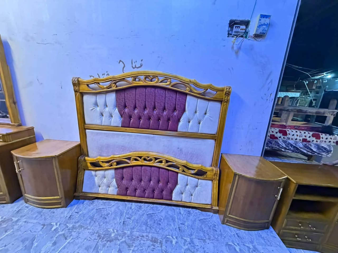 غرفه عراقي مستخدام مع نقل وشد 900قفل قفل حجز اتصللل ع رقم ***********
