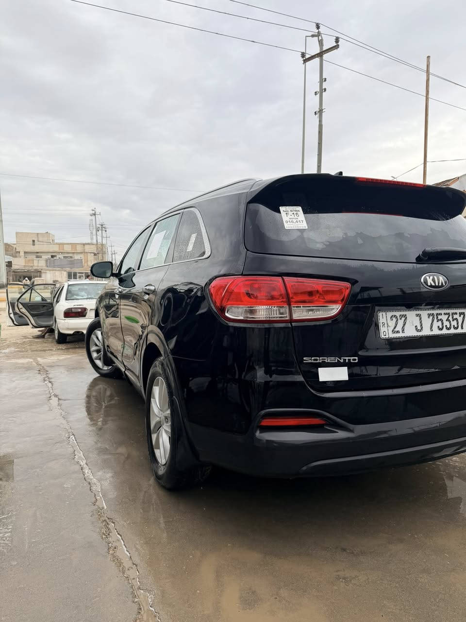 السلام عليكم كيا سورنتو مديل 2018 حادث كما موضح بل صور سياره بسمي  محرك2400  مكاني الديوانيه السعر 150 قابل للتفاوض  بيع او مراوس حسب الرغبه ***********
