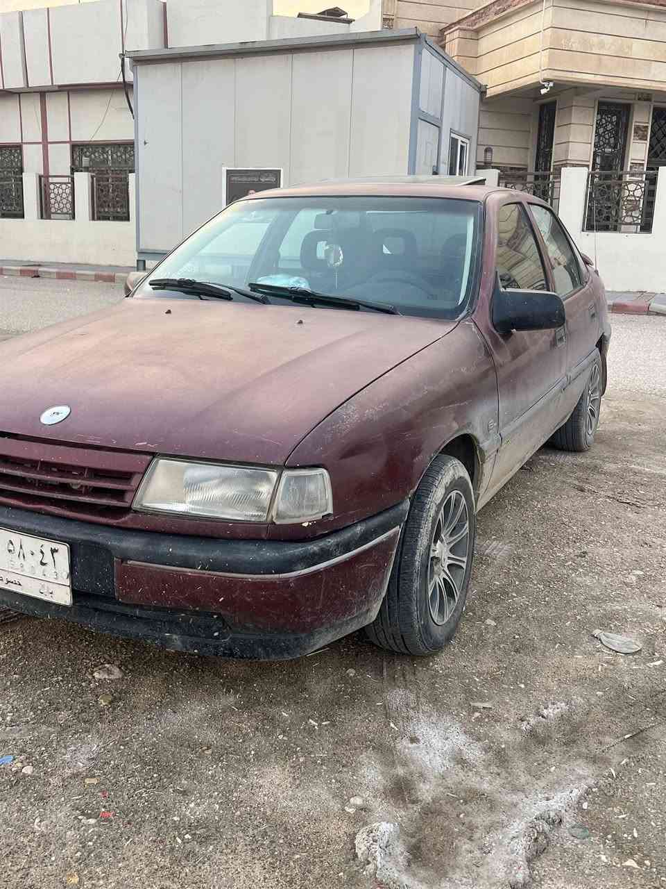 سلام عليكم أوبل للبيع موديل ١٩٩٢سياره بباديه ما مصبوغه بس بيها جرد دوسات مصلحات محرك ١٨٠٠سنويه ما ساقطه سعر ٣٠وبيها مجال رقم الهاتف ***********مكان سياره بابل مسيب
