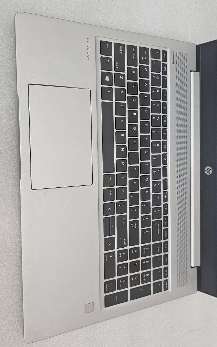 لابتوب Hp probook 450 g7
هارد 256 ssd m.2
رام 16 كيكا
كارت شاشه داخلي 2كيكا+ منفصل 8كيكا
نظافه 100٪ اوربي كيبورد انكليزي ومتوفر ويا لزكه عربي
يجي بصمه اصبع وبصمه وجه ونظام ويندوز 11 26h2 اصل من الشركه
ثلاث منافذ usb3 منفذ USB-C 
ملحقات ( جنطه جلد لون عسلي + شاحنه اصلي + ماوس وايرلس كيمنك)
مكاني ديوانيه مركز السعر قفل بدون تعامل رجاءا سبب البيع عدم الحاجه
متواجد ع الفيس ديوانية, القادسية


**إذا كنت صاحب هذا الإعلان وتريد حذفه لأي سبب، رجاءا أرسل رسالة إلى الدعم الفني**