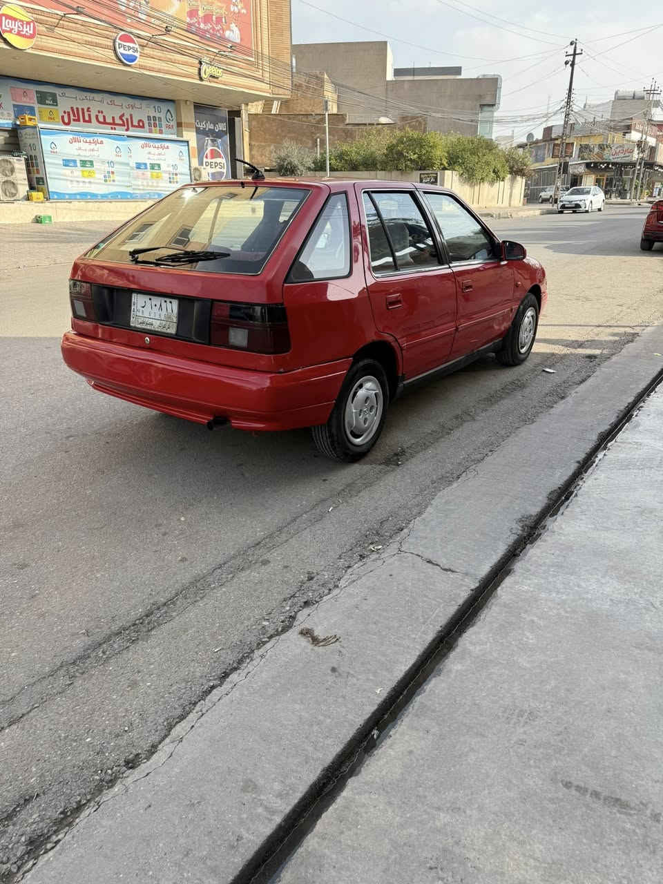 هونداي اكسل موديل 1993كير أوتوماتيك ستيرن باور قفل مركزي 4جوم كهربائي رقم كركوك مشروع وطني سنوية جديد لحد 2028 شهر 10صبغ بلادي بدون ضربه دفتر بنزين موجود تراي شرت وين ماتريد كير مكينه صدر كهربائي شرت 4تايرات جديد  سعرها  30بيها مجال شويه  ***********   ***********
