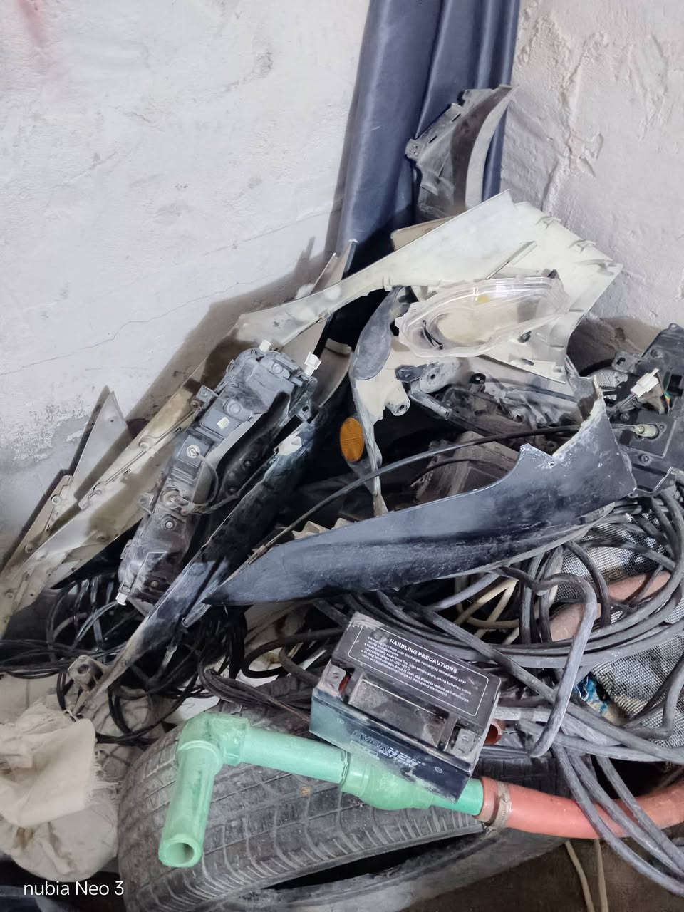 باتري دراجه وكفرات سكنس صيني نظافه 50% شراي تفضل خاص يدلل باتري جديد


**إذا كنت صاحب هذا الإعلان وتريد حذفه لأي سبب، رجاءا أرسل رسالة إلى الدعم الفني**