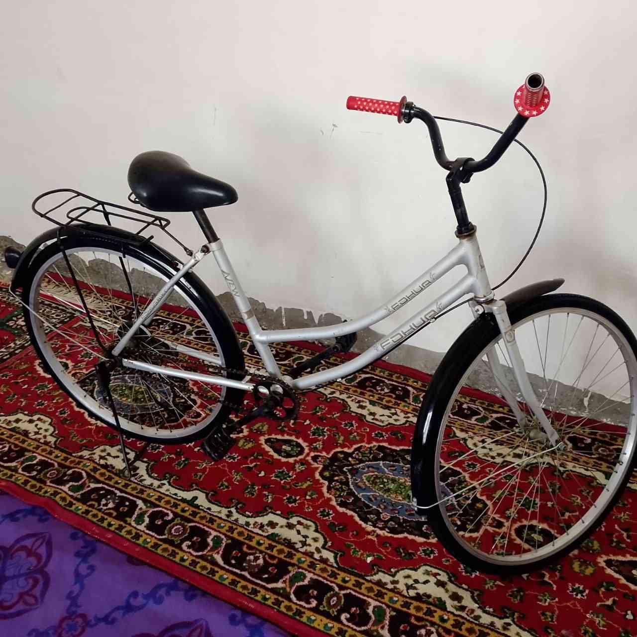 السلام عليكم باسكال بناتي للبيع حجم ٢٦ تايرات وجوابة جدد مكاني بغداد الجلاعطة واء جزيرة بغداد السياحية رقم *********** ويتوفر انستا m__9.50
