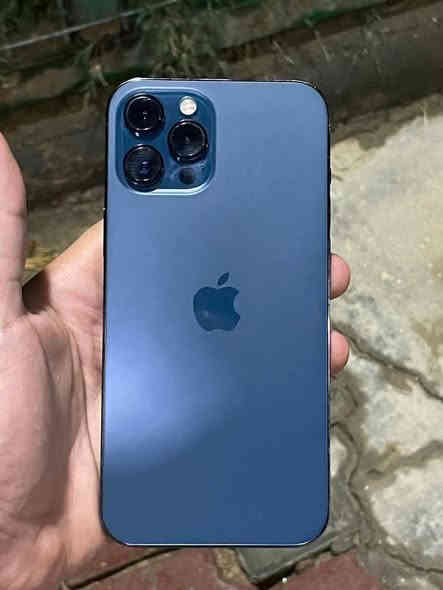 سلام عليكم
12 برو ماكس 
امريكي. كارتون كامل
تك سيم 
بطاريه. / 88 
ذاكره /256 
جهاز لوك شخط مابي شرط الفحص للبيع سعر 400 بي مجال بسيط شراي خابر ***********
