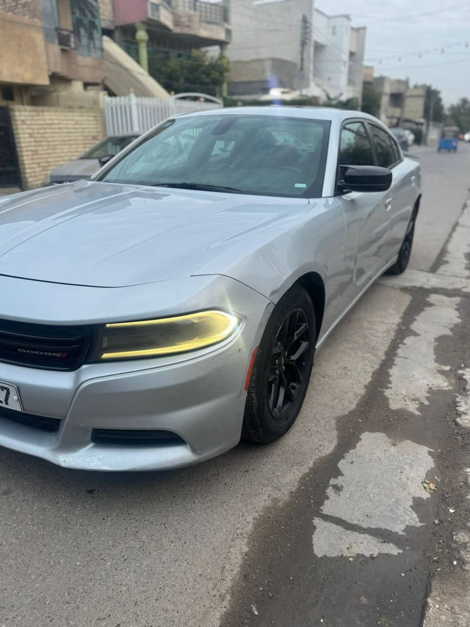 تحيه طيبه الاخوه الأعزاء جارجر ١٩ sxt ام الفتحه موديل ١٩ وارد أمريكي حادثها خلفي جنطه وجاملغين خلفيه بجم كبس رقم بغداد الجديد ابسمي محرك 3600 السياره حلوه مكانها بغداد العامريه او البياع السعر ١٩٢ ورقه بيها مجال بسط 
***********
