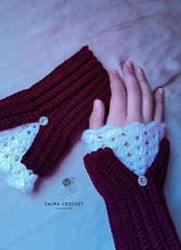 بنات اني اشغل حياكه شغل يدوي حسب الطلب الالون والحجم لطلب مراسله خاص ا...