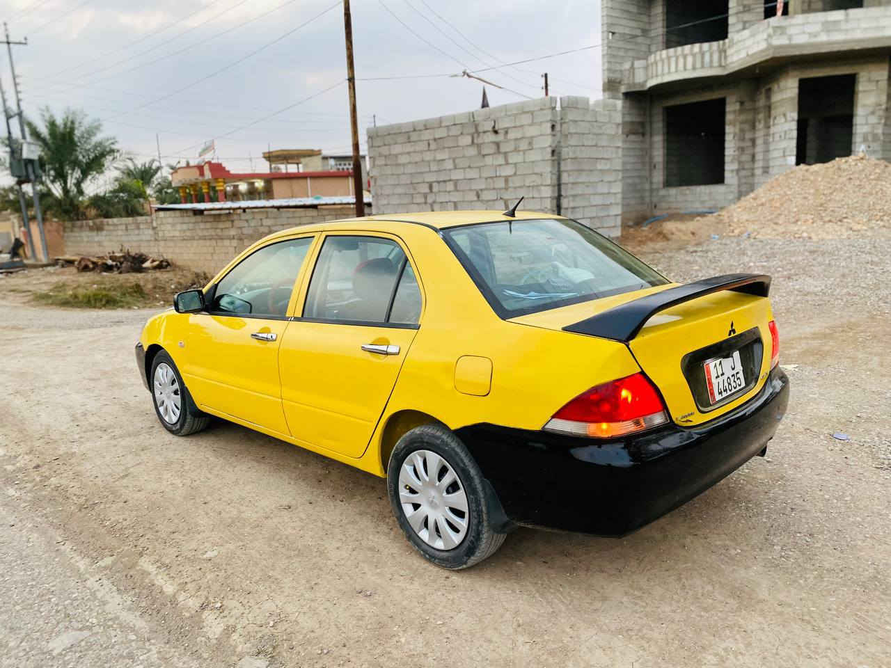 السلام عليكم ورحمة الله وبركاته
لانسر موديل ١٠ شركة العامة 
رقم بغداد انكليزي 
مكينه كير مكفولات 
صدر جيد ٨٠٪
تخم تاير نظافه ٨٠٪ 
السيارة بدون ضربه بدون تبديل شرط وبيه صبغ ٣ قطع وهلالات 
السعر ٧٠ وبيه مجال لشراي 
تلفون / ***********
مكاني / ديالى / دلي عباس
