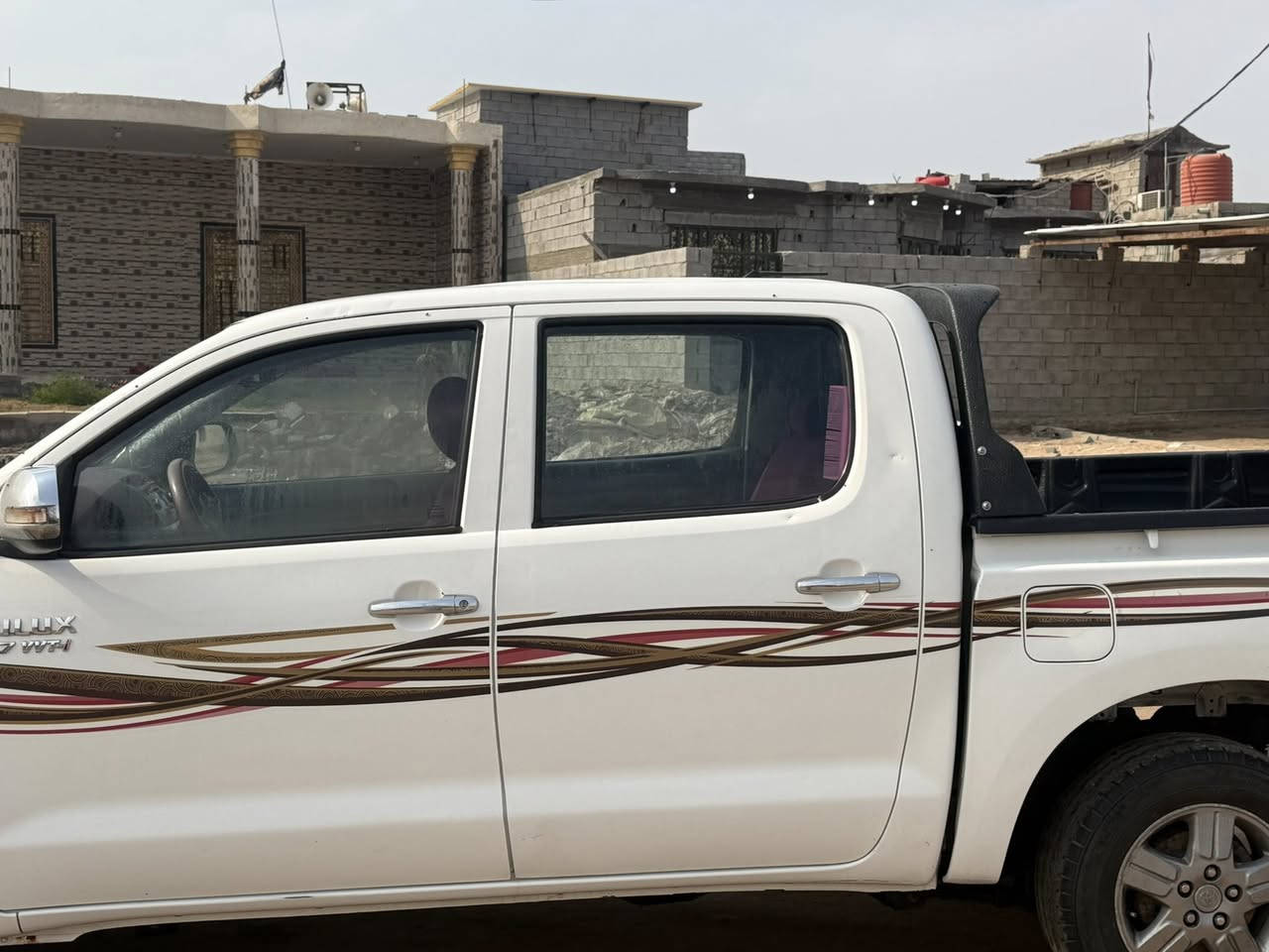 السلام عليكم بيكم 14كير عادي قطري شاصي12رقم دهوك السياره مكفوله بيهاء مكانات بارد الباقي مكفول سنويه منتهيه مكينه كير حداديه مكفوله المكان البصره الهاتف ***********
