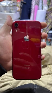 ايفون XR • بطارية ٧٥ • موصل