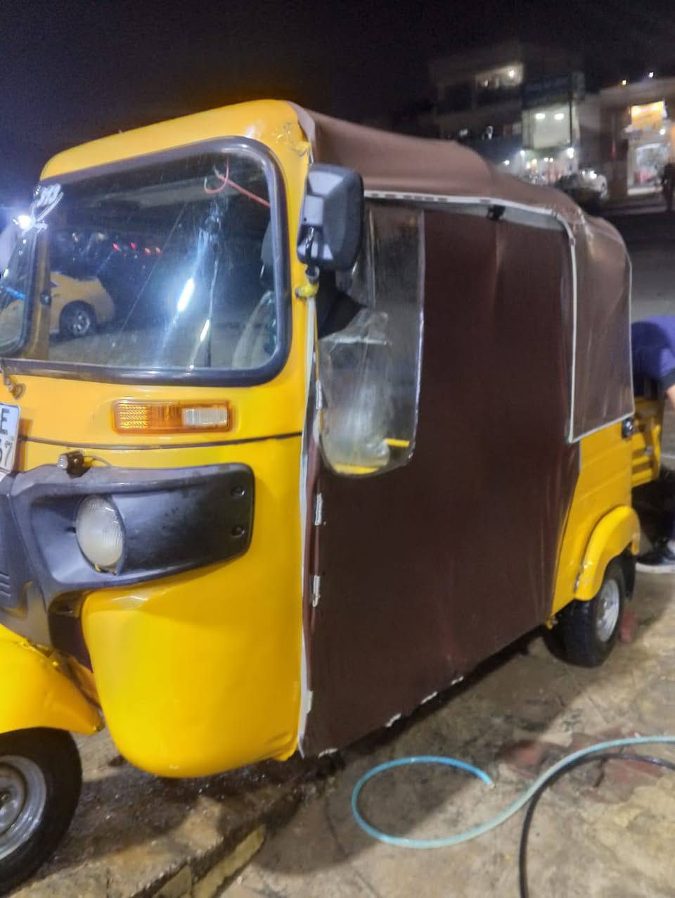 السلام عليكم تكتك موديل 19 شهر12
كفاله لا تبخير ولا تنقيص رقم وسنويه بأسمي السعر 6 وربع وبيهه مجال بسيط العنوان بغداد قرب سبع قصور الاستفسار الاتصال على الرقم(‏‪0773 317 3867‬‏)
