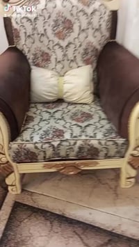 تخم تركي نضيف جدا مابي اي ضرر لسعر 450بي مجال بسيط مكان مشتل شارع لمطب...