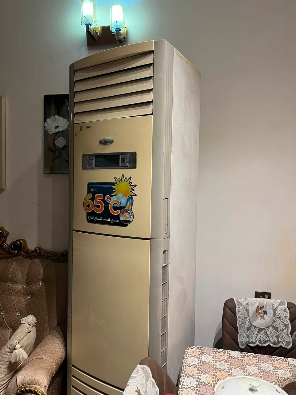 سيلت للبيع من شركه حافظ السبلت يرادله فقط غاز و السبلت نضيف كلش السعر ٥٠٠ وبيه مجال
الرقم 
***********
