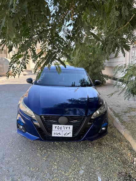 سلام عليكم 
للبيع فقط نيسان التيما 
موديل 2020 
ضرر سياره بوند و جاملغ فقط و  برأس شاصي اكو تعديل قليل فقط 
كير و محرك ب شرط 
تحويل ل شرط 
سياره حلوه و نظيفه مال بيت 
موصفات سياره 
كأمره خلفيه 
شاشه جبيره 
تحديد سرعه 
مانع انزلاق 
بصمه تشغيل 
تشغيل عن بعد 
بصمه ابواب 
بصمه صندوق 
منظومه سبورت ✈️
لايتات زنون 
سنويه 2027 تنتهي 
سعر 136 ابو 130 لا تخابر و تحياتي لكم 
رقم موبايل *********** Singapore
