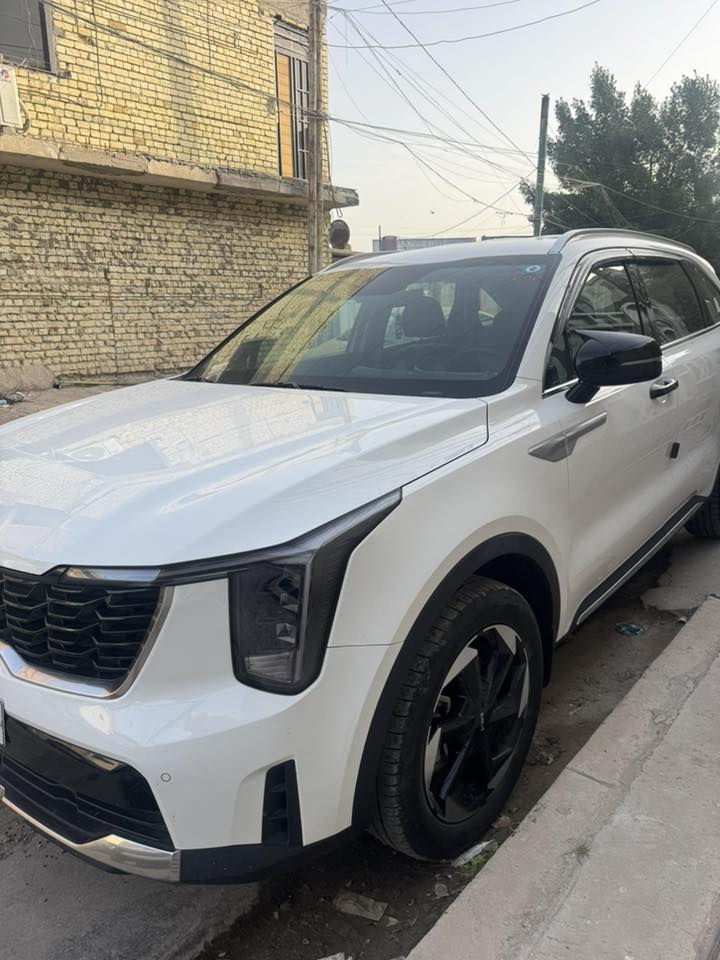 سورنتو ٢٠٢٥ خليجي
السيارة ماشيه ٢٤ الف 
مكفولة 
٤ سلندر 
كير ماوس 
داتا شو
مثبت سرعة
٧ راكب
صندوك كهرباء
٣ قطع تبريد 
المقاعد الأمامية كهرباء
السيارة مغلفة جلد 
السعر ٢٧,٣٠٠ $ وبي مجال 
تواصل واتس اب ***********
