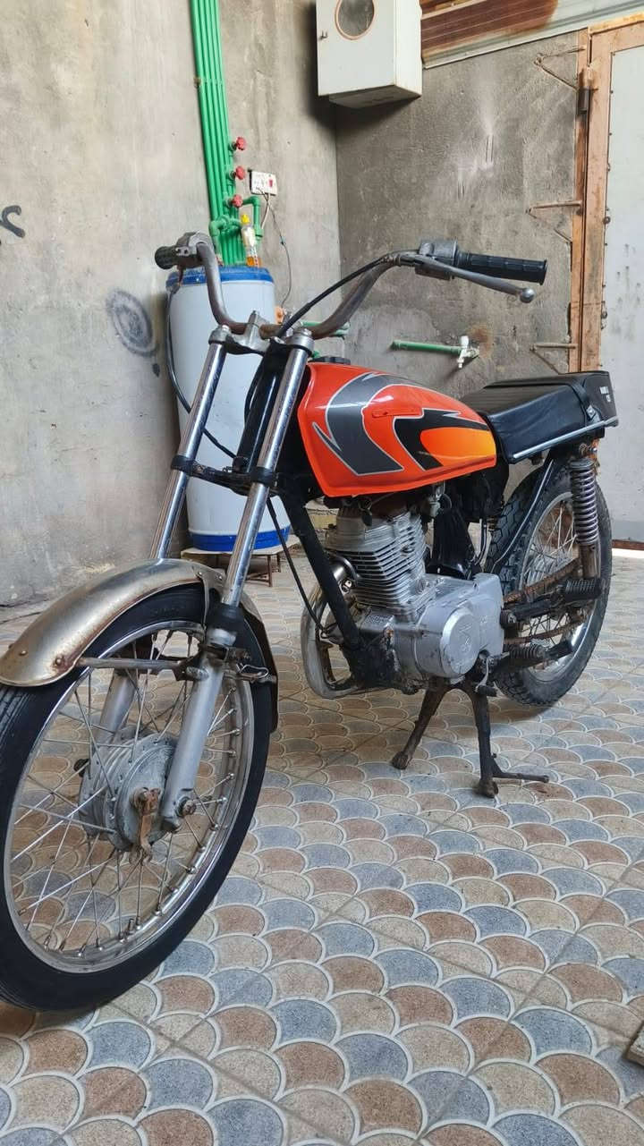 اسلام عليكم دراجه سيجي نامه سعر 350 بيهه مجال بصيط تواصل ***********
