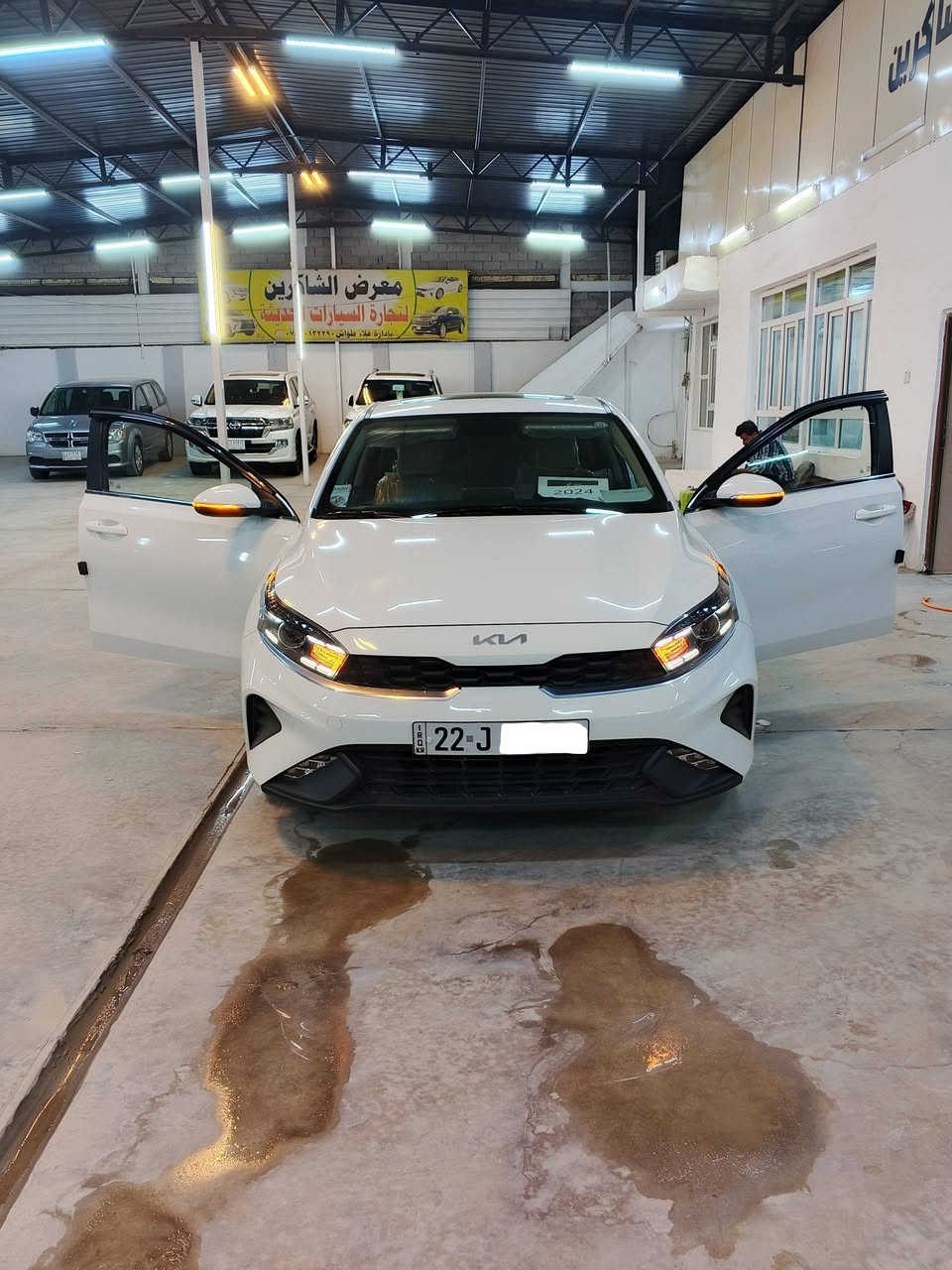 سلام عليكم.                                                                سيراتو 2024المراوس السيارة جديدة كلش حلوه مقفولة كفالة عامة ماشية 24 تعتبر زيرو فول مواصفات اراوس بكلشي عندك اراوس راسلني خاص وضا الخاص ماكو علق واني اراسلك


**إذا كنت صاحب هذا الإعلان وتريد حذفه لأي سبب، رجاءا أرسل رسالة إلى الدعم الفني**